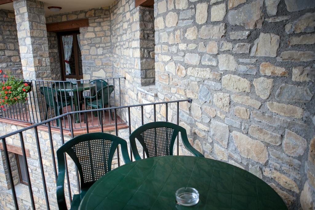 El Balcon De Roda Roda de Isábena Oda fotoğraf